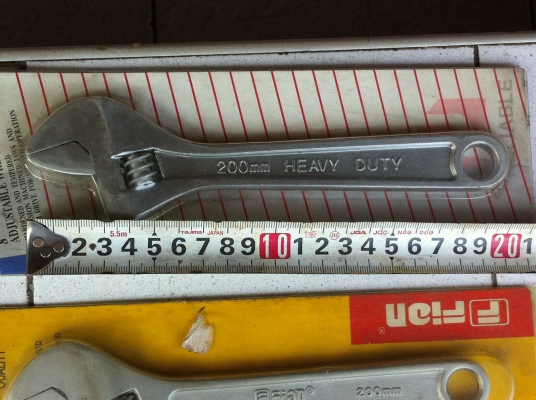 ประแจเลือย RELIABLE ขนาด 8 นิ้ว ปากเลื่อนได้กว้าง 27 มม. ของใหม่เก่าเก็บยังไม่เคยใช้งาน