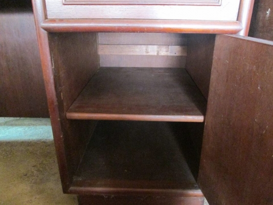 ขายโต๊ะทำงานไม้เก่า