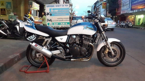 ขายคับ SUZUKI INAZUMA 400 ปี98 สีสวยมากๆ ท่อแต่ง ยางหน้าหลัง โซ่สเตอเต็ม แฮนด์บาร์ อินวอยส์ สรรพสามิตร สวยๆ คับ ราคา 59500 บาท ส่งได้ทั่วไทยคับ สนใจติดต่อ 081-0578282 ไอดีไลน์ POPBIGBIKESAKON คับ สนใจรถสวย ถูก ดี ต้อง POP BIGBIKE SAKONNAKHON คลิปคับ https