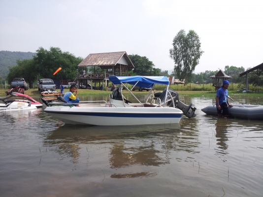 ขายเรือ 14.6 ฟุต SUZUKI 65 HP 3สูบ สตาร์ทไฟฟ้า เรือสวย ขายเรือ 14.6 ฟุต SUZUKI 65 HP 3สูบ สตาร์ทไฟฟ้า เรือสวย