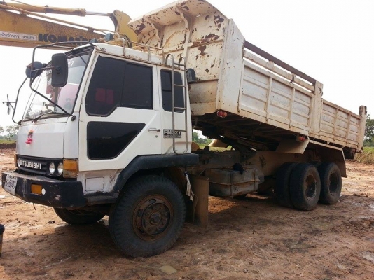 ขาย10ล้อ2เพลา ดั้มMITSUBISHI FN527M-A เครื่อง6D16 195แรง พ.เพาเวอร์ เครื่องดี คัชซีสวย ยางดี สภาพพร้อมใช้งาน เอกสารพร้อมโอน สนใจโทร 090-8588220คุณนะ 093-3258446คุณบิวตี้ ID:narong498 หรือ www.truck.in.th/498 หรือfb:ณรงค์ ซื้อขายรถมือสอง(เว็บไซต์ส่วนตัว)