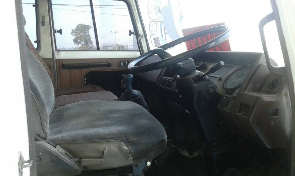 ขาย HINO KT925 EH700 168 ปี2523 พ.ธรรมดา แอร์ เบรคลม เพลาเดียว