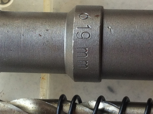 ชุดทำรูเจาะ HOLE SAW ขนาดโต 19 มม. สามารถเจาะได้ลึก 25 มม.