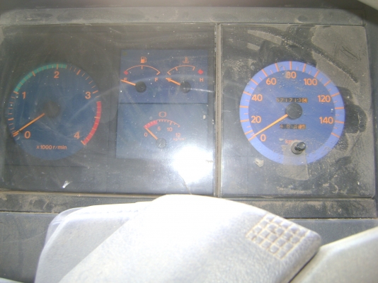 HINO    เครื่อง  165 แรง  ราคา  580,000 บาท