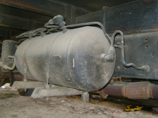 HINO    เครื่อง  165 แรง  ราคา  580,000 บาท