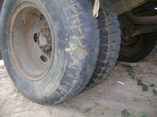 HINO    เครื่อง  165 แรง  ราคา  580,000 บาท