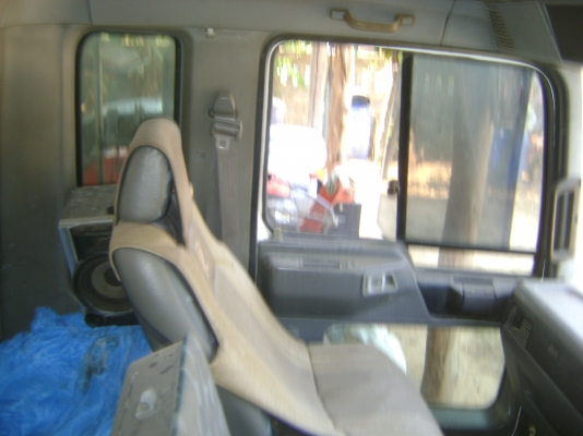 HINO    เครื่อง  165 แรง  ราคา  580,000 บาท