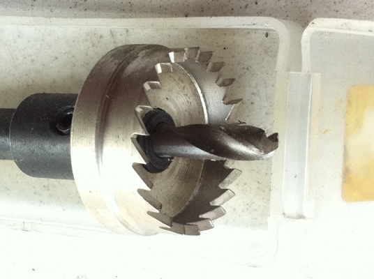 ชุดทำรูเจาะ HOLE SAW ยี่ห้อ HASHIMOTO ขนาดโต 32 มม. สามารถเจาะได้ลึก 20 มม.