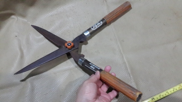 กรรไกรแต่งกิ่ง ดายหญ้า ญี่ปุ่น