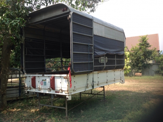 ขาย กระบะ 4 ล้อ