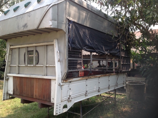 ขาย กระบะ 4 ล้อ