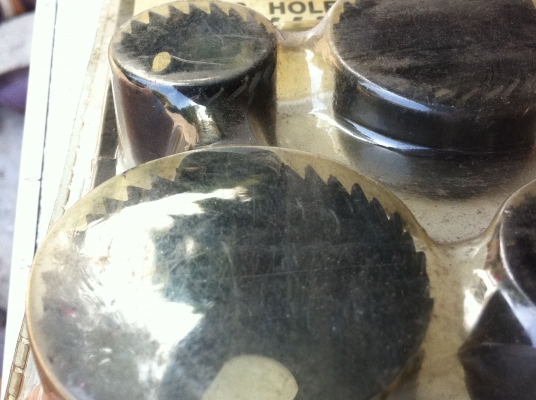 ชุดทำรูเจาะไม้แบบ6 ชิ้น  HOLE SAW ยี่ห้อ MOLLER  ขนาดโต 32 - 53 มม. สามารถเจาะได้ลึก 25-30 มม