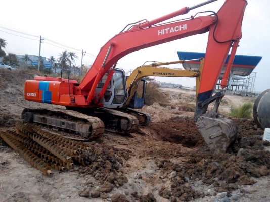 ขายด่วน!!!! Hitachi EX200-2 เก่านอก พร้อมใช้งานเจ้าของขายเอง เอกสารพร้อมคะ