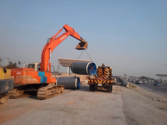 ขายด่วน!!!! Hitachi EX200-2 เก่านอก พร้อมใช้งานเจ้าของขายเอง เอกสารพร้อมคะ