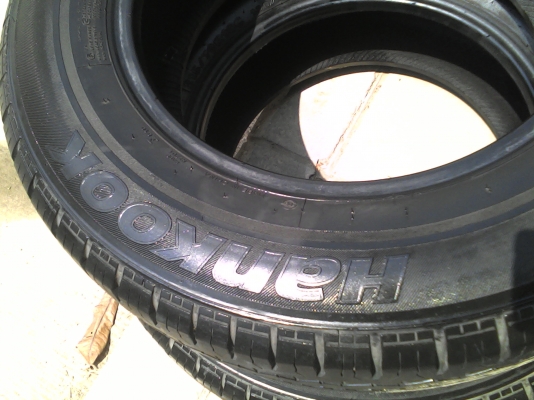 215/70R16 HANKOOK RADIAL RA08 ปี2012 มี 2 เส้น สวยดอกยางหนา ไม่มีปะ TEL.081-427-3941 215/70R16 HANKOOK RADIAL RA08 ปี2012 มี 2 เส้น สวยดอกยางหนา ไม่มีปะ TEL.081-427-3941