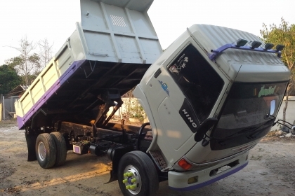 'ลดราคาด่วนๆเหลือ 510000 บาท มือไวใจถึงขายเลย 'ดั้มFC ซุปเปอร์เสี่ย120เเรง ห้างเเท้ ปี 37  พร้อมทำงานทุกระบบ แอร์เย็น ระบบไฟครบ ใช้งานได้เลย 100\% เจ้าของขายเอง ต่อรองได้