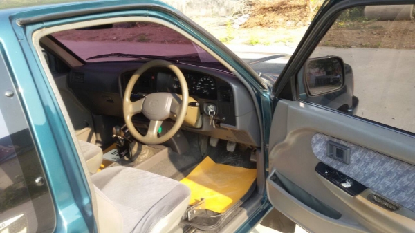 TOYOTA MITHY-X 2.5 SGL ปี98 รุ่นท๊อป TOYOTA MITHY-X 2.5 SGL ปี98 รุ่นท๊อป