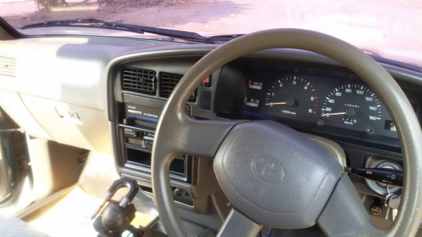 TOYOTA MITHY-X 2.5 SGL ปี98 รุ่นท๊อป TOYOTA MITHY-X 2.5 SGL ปี98 รุ่นท๊อป