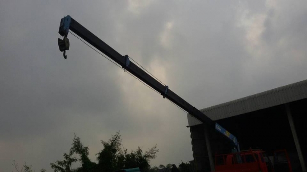 ขายรถร็อกกี้175แรง ติดเครน3ตัน 5ปลอก พ.เพาเวอร์ เบรกทิฟฟี่ ภายในสวย แอร์เย็น เครื่องดี แคชซีสวย สภาพพร้อมใช้งาน เอกสารพร้อมโอน จัดไฟแนนซ์ได้ เงื่อนไขง่ายๆวันเดียวรับรถ สนใจโทร 090-8588220คุณนะ 093-3258446คุณบิวตี้ ID:narong498 หรือwww.truck.in.th/498 หรือ