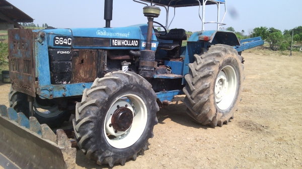 รถไถ FORD รุ่น 6640 2 เพลาคาน NEWHOLLANDเอกสารสัญญาซื้อขายสนใจ0810076640