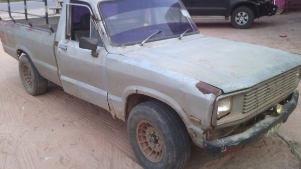 ขายรถกระบะมัสด้าเครืองนิสสันดีเซลพร้อมใช้พร้อมโอน