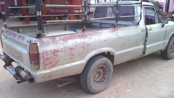 ขายรถกระบะมัสด้าเครืองนิสสันดีเซลพร้อมใช้พร้อมโอน