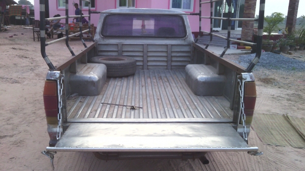 ขายรถกระบะมัสด้าเครืองนิสสันดีเซลพร้อมใช้พร้อมโอน