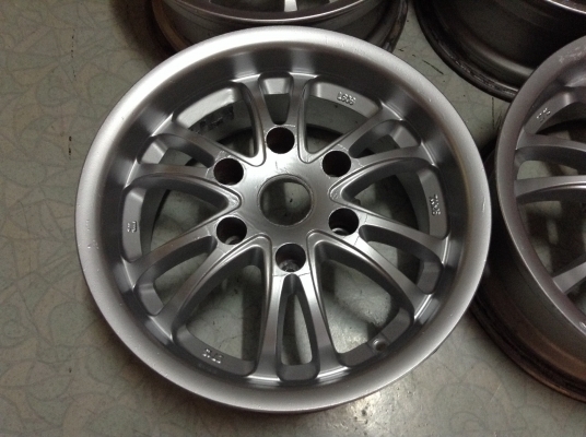 แม็กขอบ 16 นิ้ว 6 รูกะบะ กว้าง 7 นิ้วออฟ 15 ทั้งชุด 4 วง