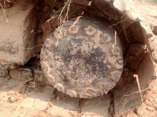 **890,000 บ.ต่อรอง///แบคโฮ PC200-5** ขายแบคโฮ ยอดนิยม KOMATSU PC200-5 S.No.49358 เครื่องเดิม ปั้มเดิม ไฟฟ้าครบ เครื่องดี แน่นดี ปั้มดีแรง เครื่องปั้มแห้ง ไม่มีเยิ้ม ทำงานดี เร็วดีครับ บูมอาร์มดี บุ้งกี๋หนา เอวดี แน่น ไม่แตกไม่ร้าว ช่วงล่าง 70-80\% โซ่ดี หน