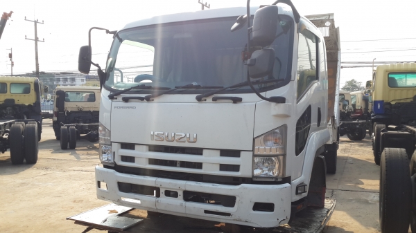 หัวเก๋ง 10 ล้อ ISUZU DECA ROBOKOP สภาพสวย