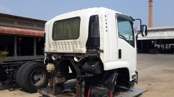 หัวเก๋ง 10 ล้อ ISUZU DECA ROBOKOP สภาพสวย