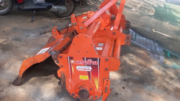 ขายโลตารีตราช้างRX182Fของคูโบต้า4708พร้อมใช้งาน  ราคา33000บาท ของอยู่วังวับ คลองขลุง กำแพงเพชร สนใจโทร0813655997อำพร พาเจริญ