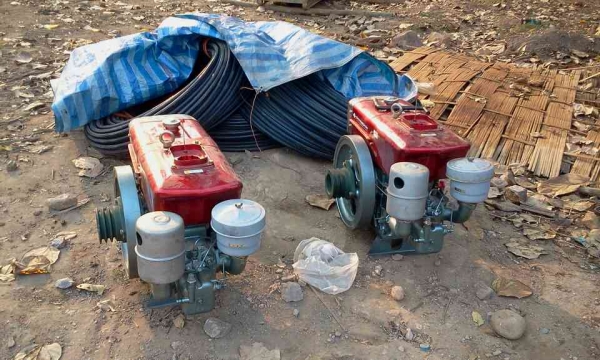 ขายเครื่องเจาะสำรวจแร่ หิน coring ใช้หัวเจาะเพชรยี่ห้อ Longyear