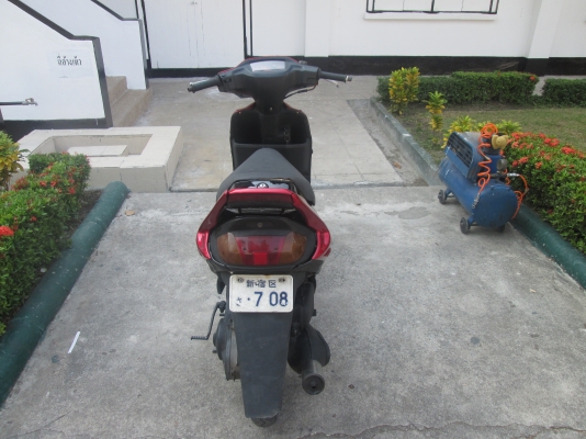 ขายรถป๊อบ SUZUKI พร้อมใช้งาน  ดิสเบรคหน้าครับ 6500บาทครับ