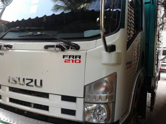 รถอีซูซุ 6 ล้อ หลังถนน FRR  210 แรงม้า. ปี 56  ( รถวิ่ง 19,xxx กม. )  สนใจติดต่อ 081 - 6079515