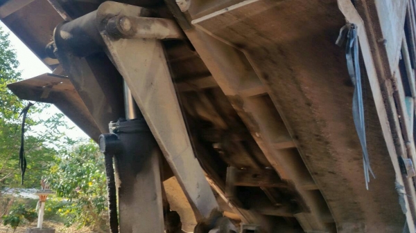 รถฮีโน่ 10 ล้อดั้ม FM3H  195 แรงม้า. ปี 38  สนใจติดต่อ 081  - 6079515