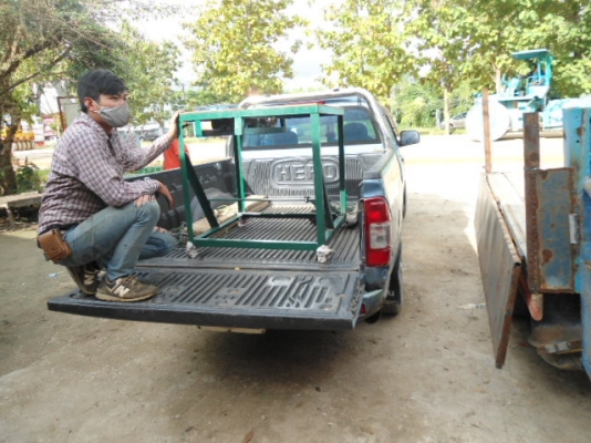 ตัวนี้เตรียมส่ง ให้ ช่างไม้ จังหวัดสุพรรณบุรี