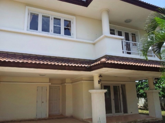 ขายบ้านเดี่ยวหลังมุม 78 ตร.ว. หมู่บ้านโรยัลปาร์ควิลล์ ราคาต่ำกว่าประเมิน