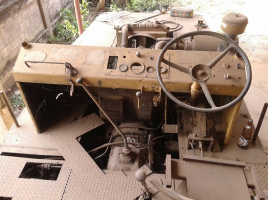 ขายรถบด SAKAI 9 ล้อยาง เอกสารเล่มทะเบียน กับ WATANABE 11 ล้อ ไม่มีเอกสาร ราคา 350000