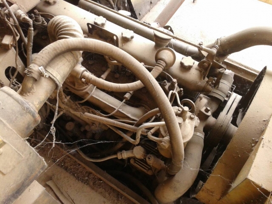 ขายรถบด SAKAI 9 ล้อยาง เอกสารเล่มทะเบียน กับ WATANABE 11 ล้อ ไม่มีเอกสาร ราคา 350000