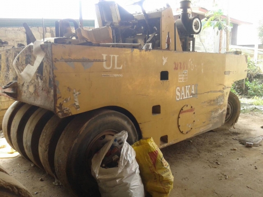 ขายรถบด SAKAI 9 ล้อยาง เอกสารเล่มทะเบียน กับ WATANABE 11 ล้อ ไม่มีเอกสาร ราคา 350000