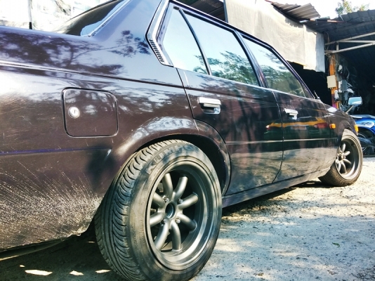 TOYOTA หน้าแหลม แต่ง retro สวยๆซิ่งๆ