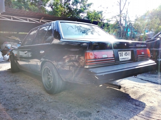 TOYOTA หน้าแหลม แต่ง retro สวยๆซิ่งๆ