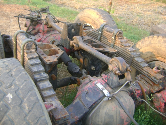 เพลาหลัง  240 / 2 เพลา  เบรคแห้ง   ราคา   165,000  บาท