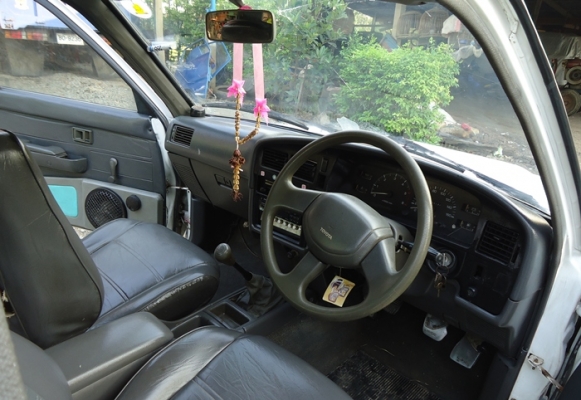 TOYOTA, MIGHTY-X 2.5 พวงมาลัยเพาเวอร์ เครื่องยนต์ อัตราเร่งดี เดินเบาเรียบ TOYOTA, MIGHTY-X 2.5 พวงมาลัยเพาเวอร์ เครื่องยนต์ อัตราเร่งดี เดินเบาเรียบ