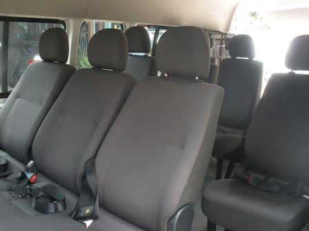 ขายดาวน์รถตู้ TOYOTA Commuter