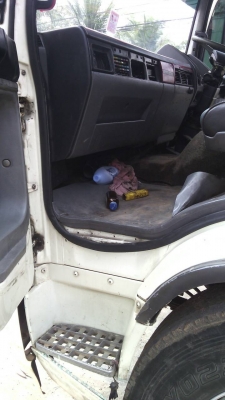 HINO 6 ล้อสมอทอง