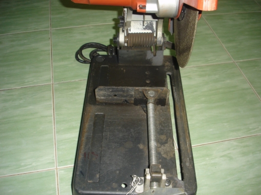 ขายแท่นตัดไฟเบอร์ 14 นิ้ว 2,000 วัตต์ Maktec รุ่น MT241