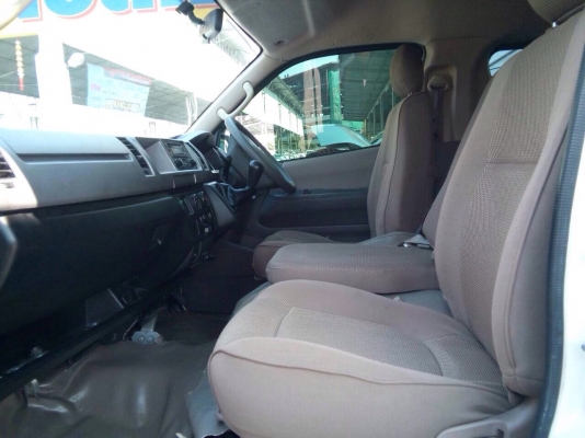 ขายด่วนๆ รถตู้. JOYLONG. GRANDIO. 2.7. CNG.  เบาะผ้าห้าแถว ปี2013 ราคา ขายสด   379,000 บาทค่ะ โทร 0922726669. ตันหยงค่ะ