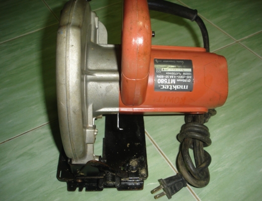 ขายเลื่อยวงเดือน7" MAKTEC MT580